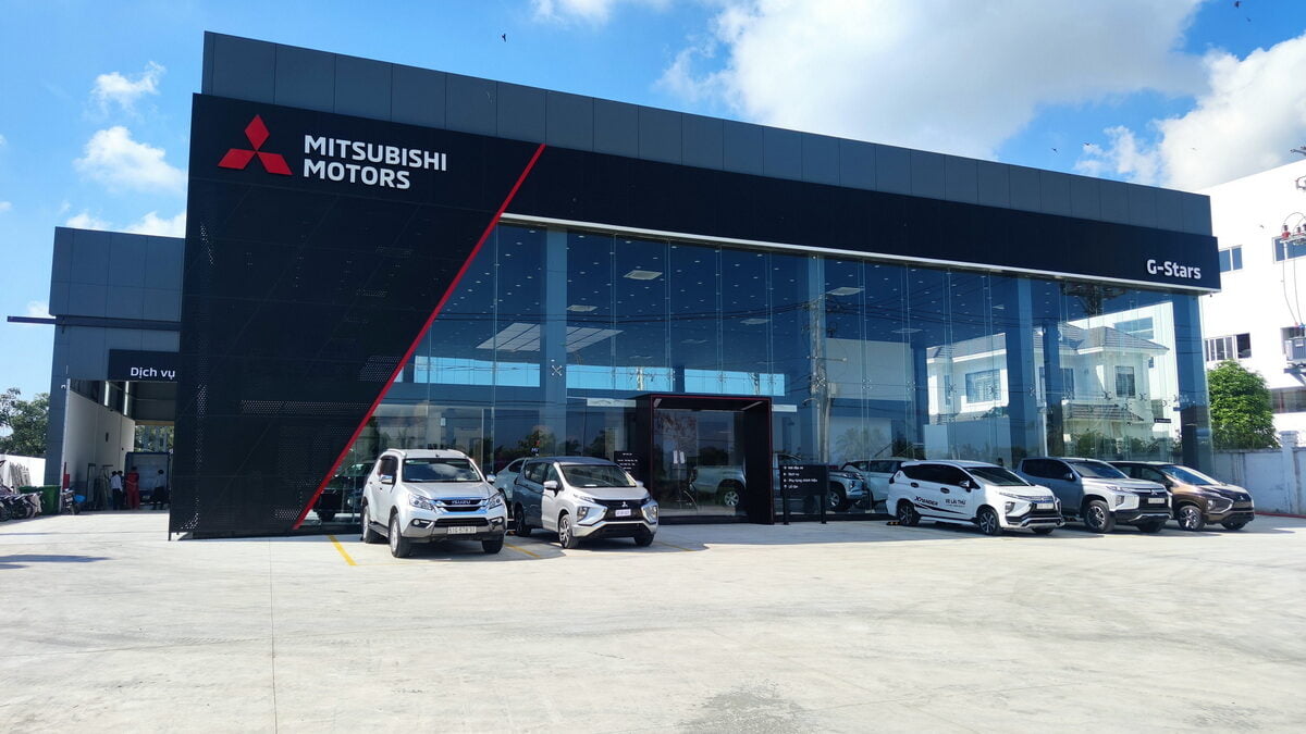 thi cong showroom mitsubishi gstars kien giang 13