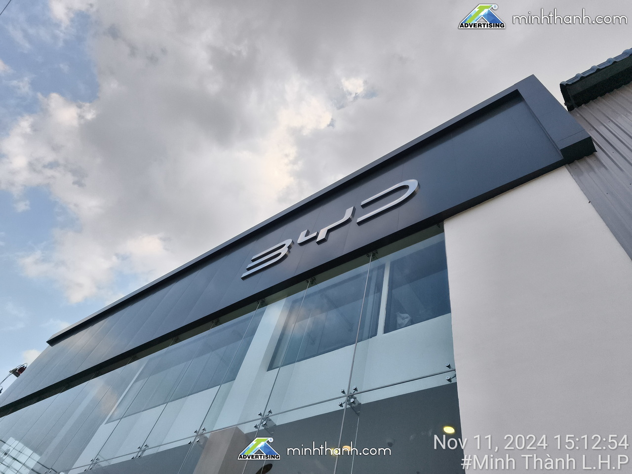 thi công showroom ô tô BYD 4S Oway Biên Hòa Đồng Nai 57