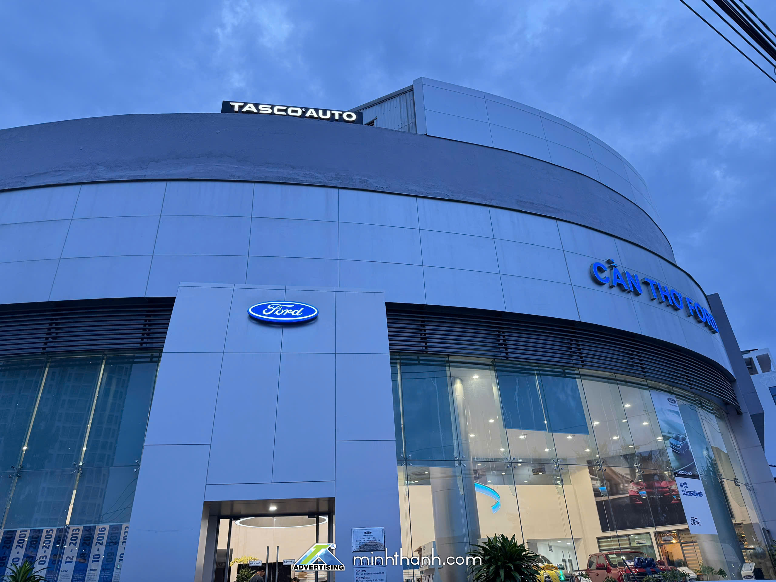 Thi công Bảng hiệu chữ nổi đèn led TASCO AUTO toàn quốc 02